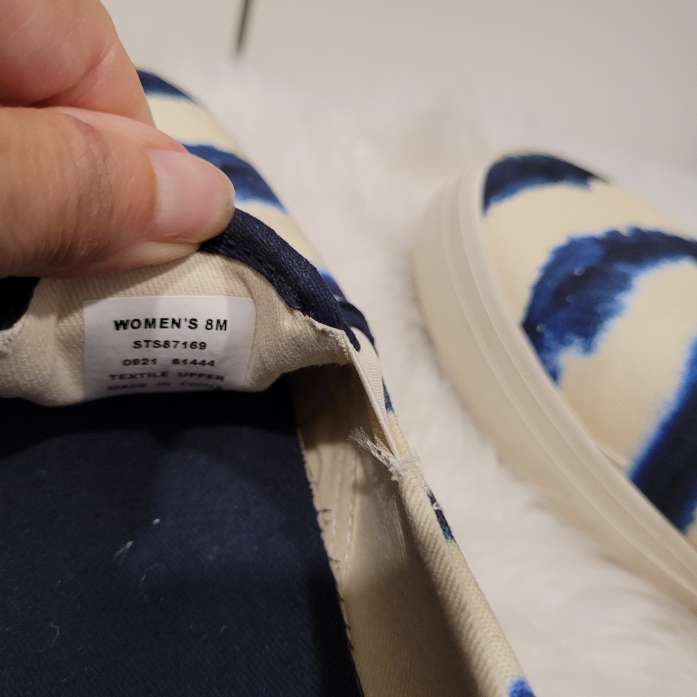 Women's Sperry Shoes - Picture 4 of 6